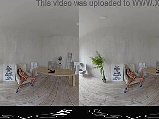 جسد ميغانكس المخزن في فيديو إباحي بزاوية 180 درجة.