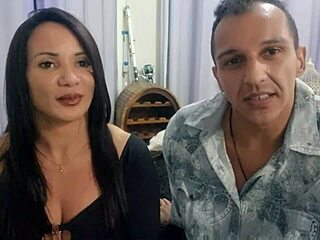 Xv 네트워크에서 새로운 아마추어 포르노 스타를 소개합니다: 브라질 흉부와의 인터뷰