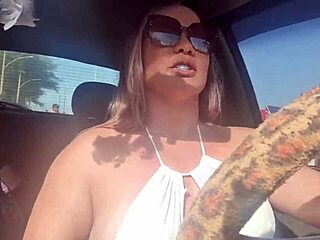 Muscular babe takes on big ass in amateur porn video