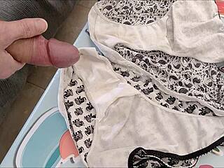 Dirty underwear cumshot: wife's panties 262